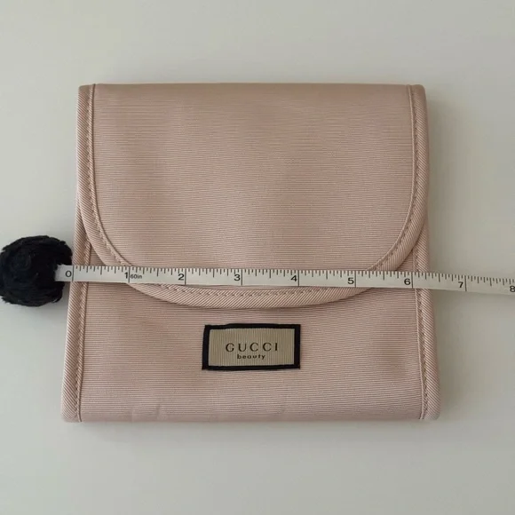 NEW Gucci Beauty Pouch - Picture 8 of 8